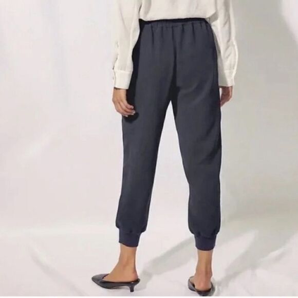 Aritzia Wilfred Buffon crepe jogger pant - Picture 2 of 5